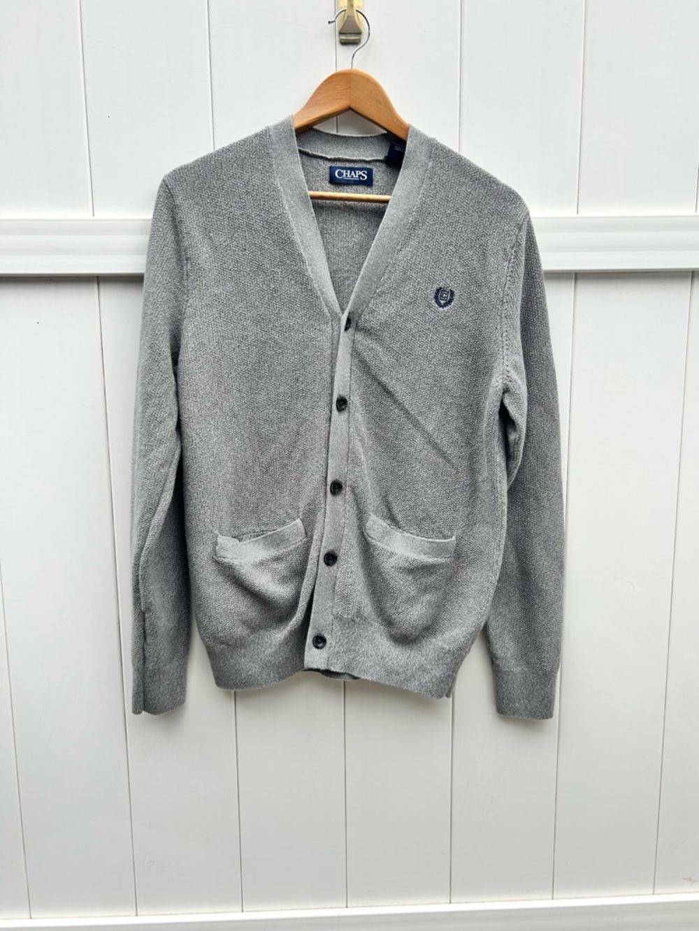 Chaps Men's Light Gray V-Neck Button Grandpacore Cotton Cardigan | Size Medium